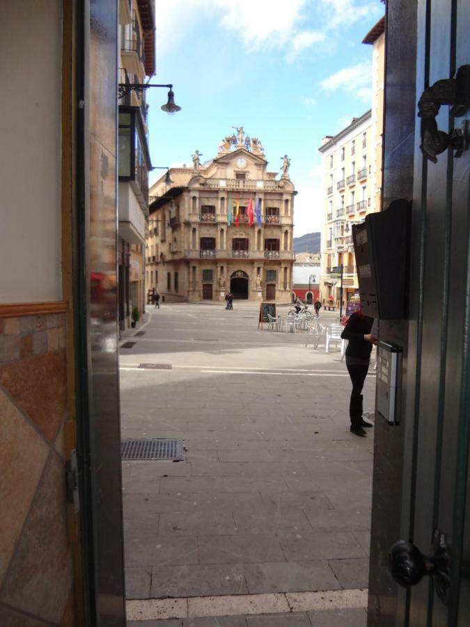 Plaza Consistorial Leilighet Pamplona Eksteriør bilde